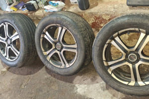 Продам колеса в сборе R17