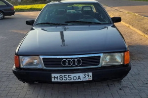 Audi 100, 1990