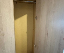 Продам угловой шкаф в прихожую