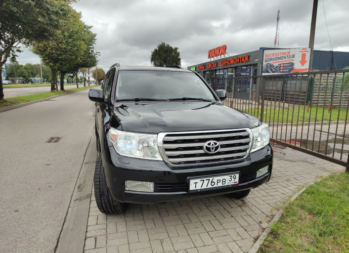 Toyota Land Cruiser, 2010