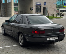 Opel Omega, 