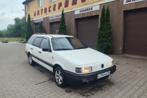 Volkswagen Passat, 1989