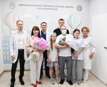 В Калининграде выписали младенца, перенёсшего семь переливаний крови до и после рождения