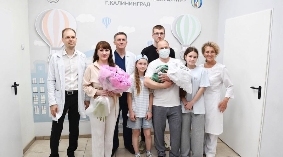 В Калининграде выписали младенца, перенёсшего семь переливаний крови до и после рождения