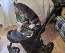 Продам коляску 2 в 1