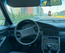 Audi 100, 1989