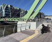 Философский мост на остров Канта стал частью повседневной жизни Калининграда