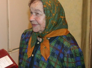 Ветеран становления Калининградской области Галина Винникова принимает поздравления с 90-летием