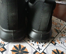 Продам кроссовки р. 37