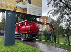 В Калининграде очистили часть Верхнего озера у улицы Некрасова