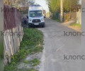 «То на землю падает, то прячется»: калининградец обнаружил в СНТ девочку-инвалида, сбежавшую от родителей