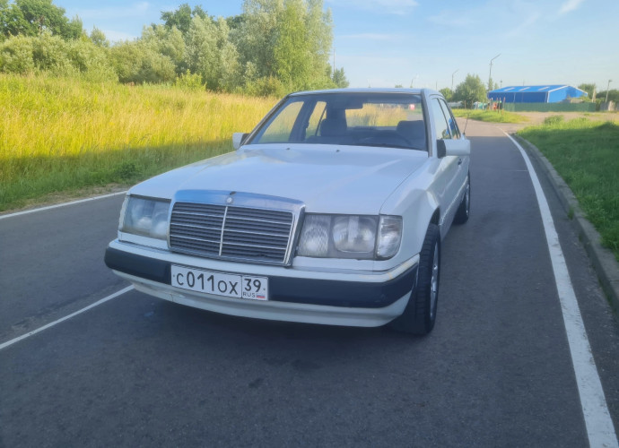 Mercedes-Benz W124, 1991
