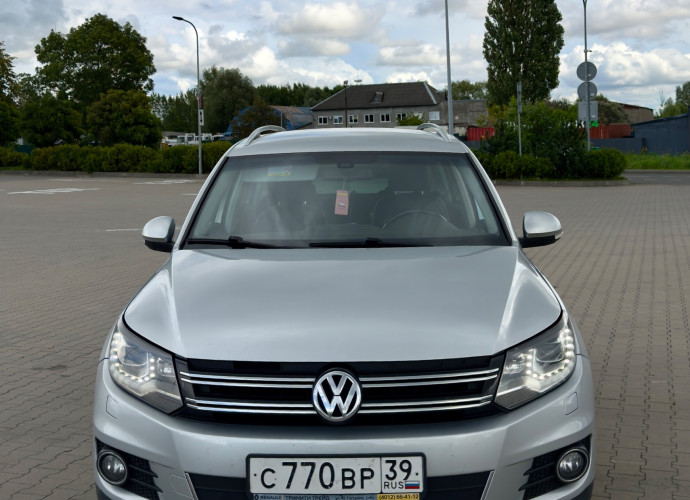 Volkswagen Tiguan, 2012