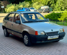 Opel Kadett, 1989