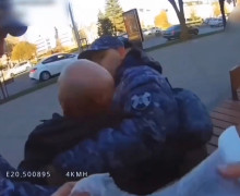 В Калининграде росгвардейцы оказали первую помощь мужчине с травмой головы