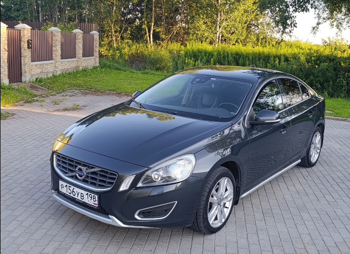 Volvo S60, 2011