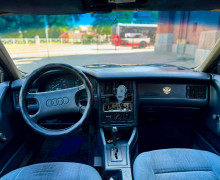 Audi 80, 1988