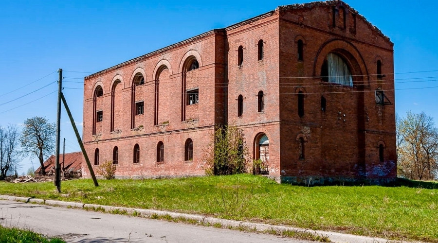 Кирха в Канаше: история королевской базилики без башен и шпилей