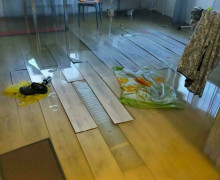 Последствия ливней в Калининградской области: подтоплены дома и участки, детей в школу несли на руках