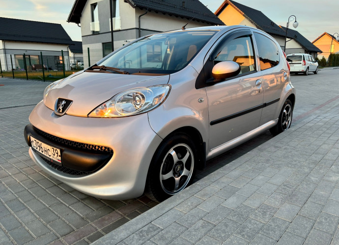 Peugeot 107, 2006