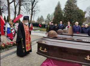 В Приморске состоялось перезахоронение останков красноармейцев