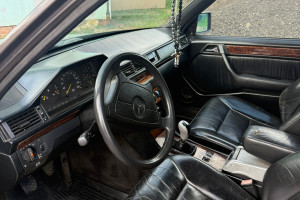 Mercedes-Benz W124, 1991