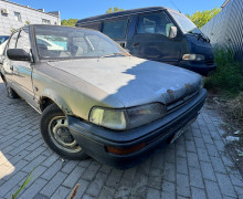 Toyota Corolla, 1989