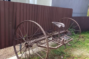 Продам старинные конные грабли