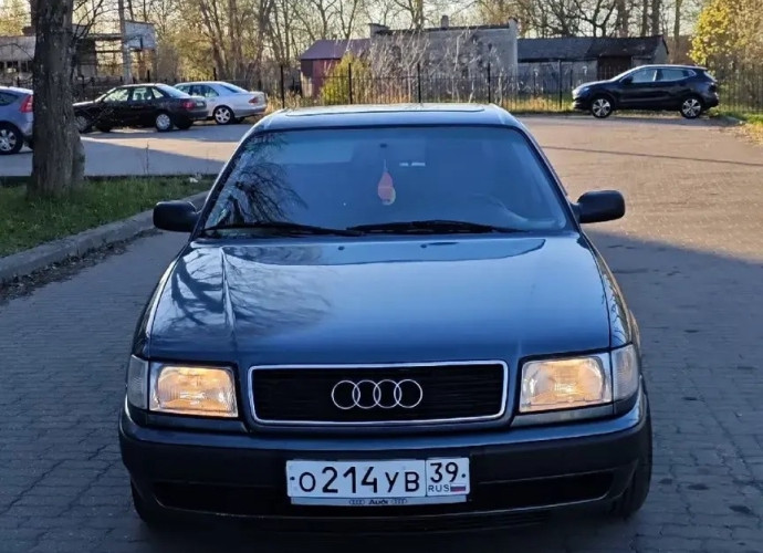 Audi 100, 