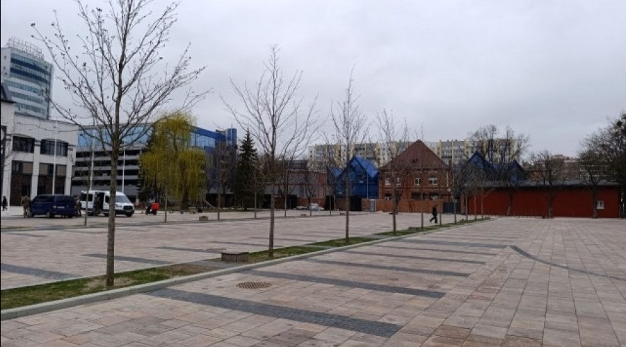 Парковку у Дворца спорта «Юность» в Калининграде планируют открыть в конце мая