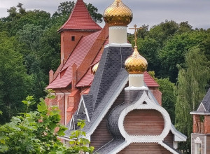 Тишина и покой: женский монастырь в Родниках и древняя кирха Арнау