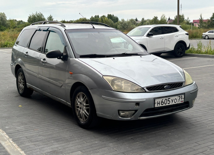 Ford Focus, 2002