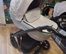 Продам коляску 2 в 1