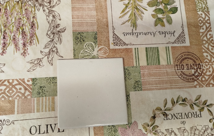 Продам настенную плитку 15*15*6