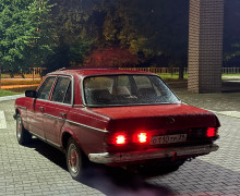 Mercedes-Benz W123, 1984