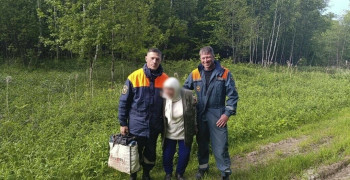 В лесу под Низовкой спасатели нашли 87-летнюю женщину, которая не могла выбраться самостоятельно