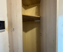Продам угловой шкаф в прихожую
