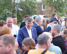 Андрей Кропоткин обсудил с жителями Московского района благоустройство и строительство детского сада