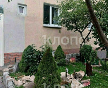 В Калининграде разбили бюст Карла Маркса из палисадника на улице Гагарина