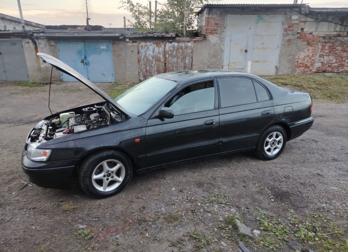 Toyota Carina, 