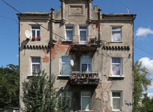 Гусев: прогулка по городу в поисках обшарпанных мест