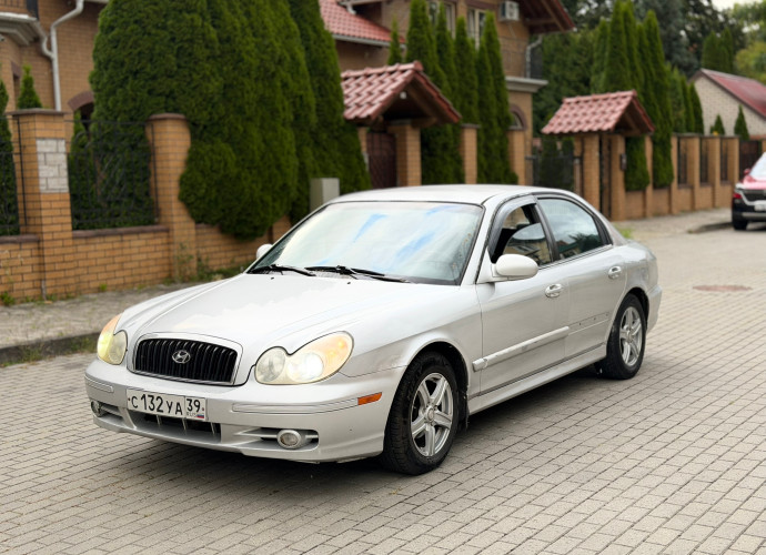 Hyundai Sonata, 