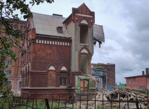 Власти предложили восстановить снесённое историческое здание на Правой набережной