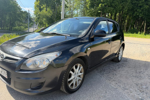 Продам i30 2011г, 1,6 АТ бензин