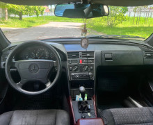 Mercedes-Benz Другая , 