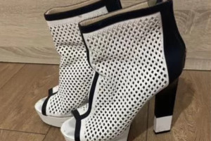 Ботинки из натуральной кожи