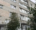Следком проводит проверку после падения трёхлетнего ребёнка с пятого этажа на Машиностроительной
