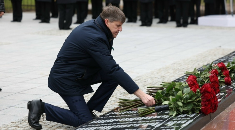 В Калининграде после реконструкции открыли мемориальный комплекс на Комсомольской