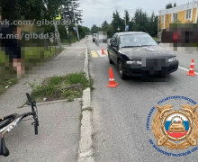 В Калининграде девочка на велосипеде попала под машину на пешеходном переходе