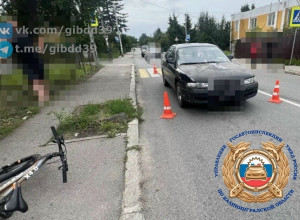 В Калининграде девочка на велосипеде попала под машину на пешеходном переходе